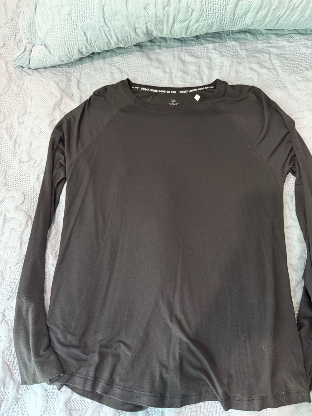 aerie offline Women's Long-Sleeve Shirt Tee Black Thumbholes American Eagle AE M